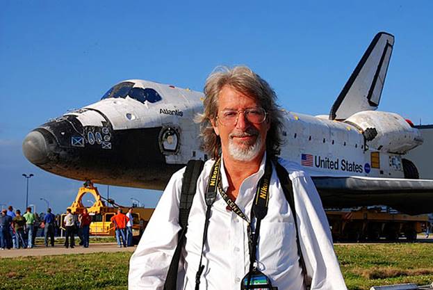 Photographer Lloyd Behrendt At STS-135 Atlantis Rollover, Photo Courtesy Jim Siegel