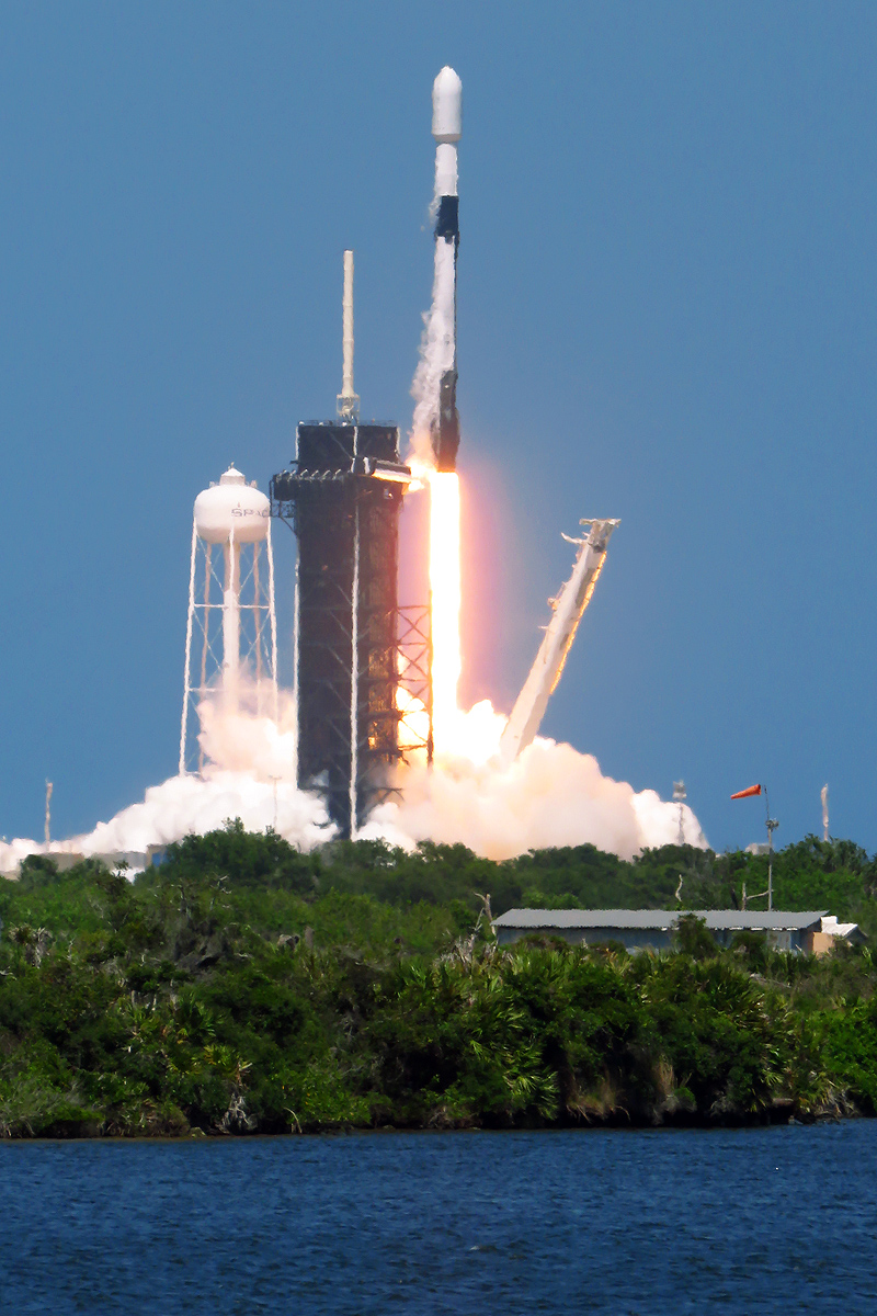 Falcon 9 Starlink V1.0-L25 Launch, Photo Courtesy Carleton Bailie Spaceline

