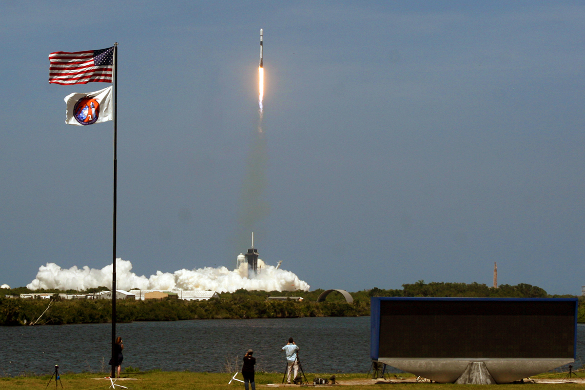 Falcon 9 Starlink V1.0-L25 Launch, Photo Courtesy Carleton Bailie Spaceline