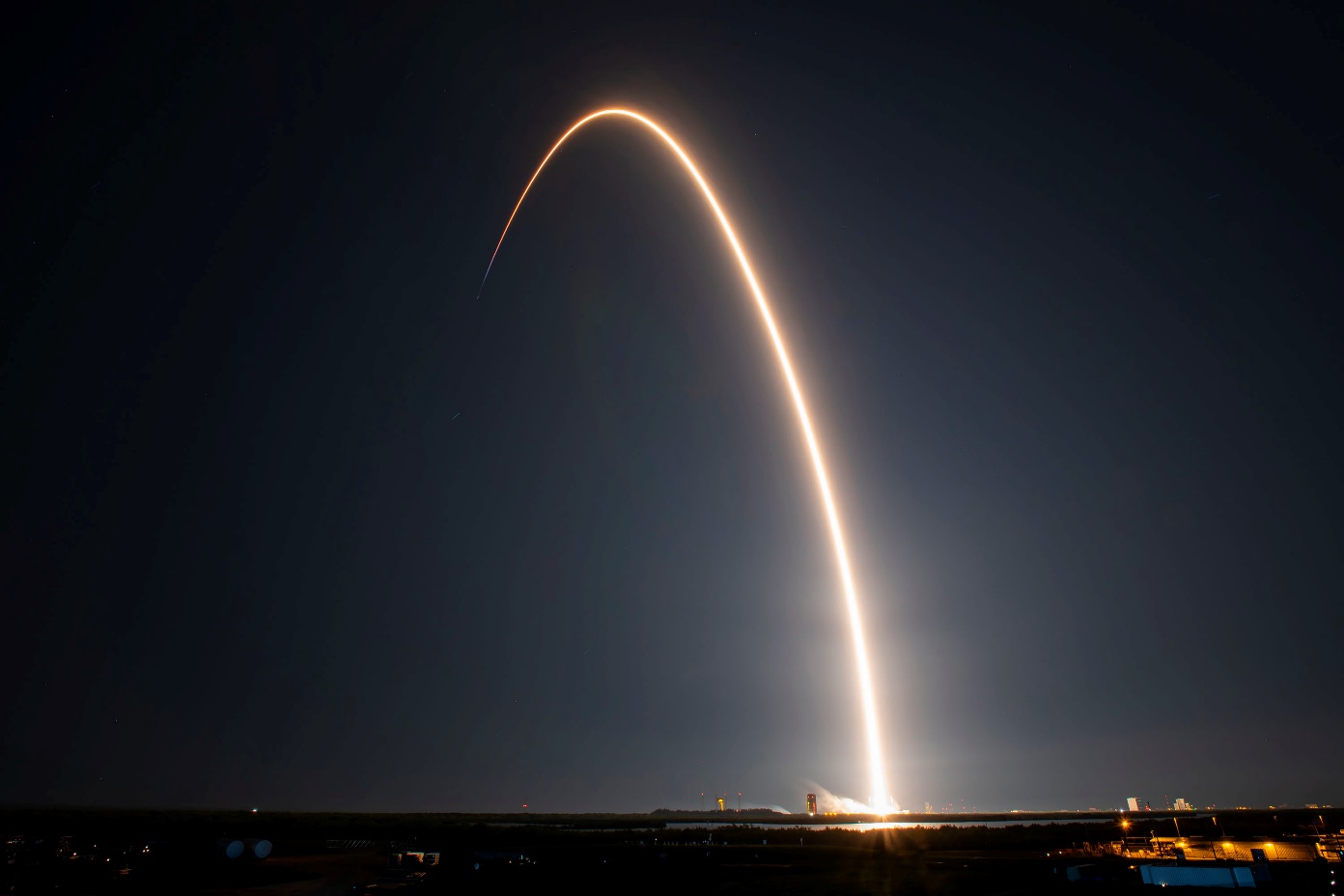 Falcon 9 Starlink 5-11 Streak Shot, Photo Courtesy SpaceX