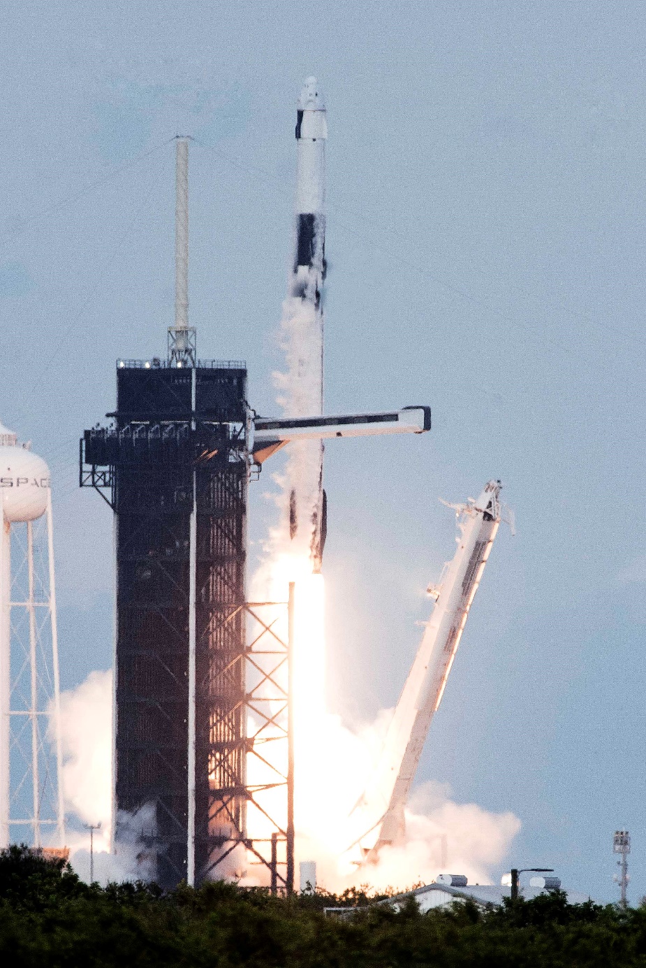 Falcon 9 Axiom-2 Launch, Photo Courtesy Carleton Bailie/Spaceline