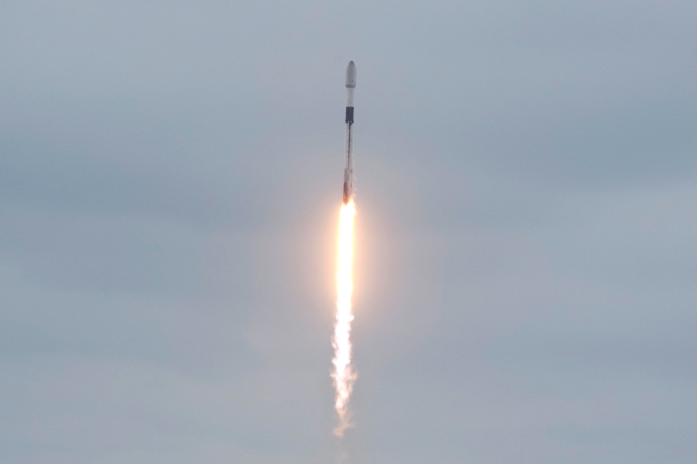 Falcon 9 O3B MPOWER 3/4 Launch, Photo Courtesy Carleton Bailie/Spaceline