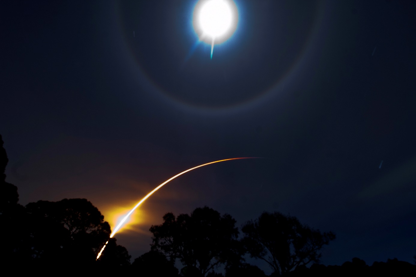 Falcon 9 Starlink 6-30 Streak Shot, Photo Courtesy Carleton Bailie/Spaceline