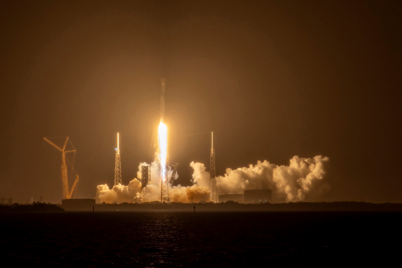 Falcon 9 Starlink 6-21 Launch, Photo Courtesy SpaceX
