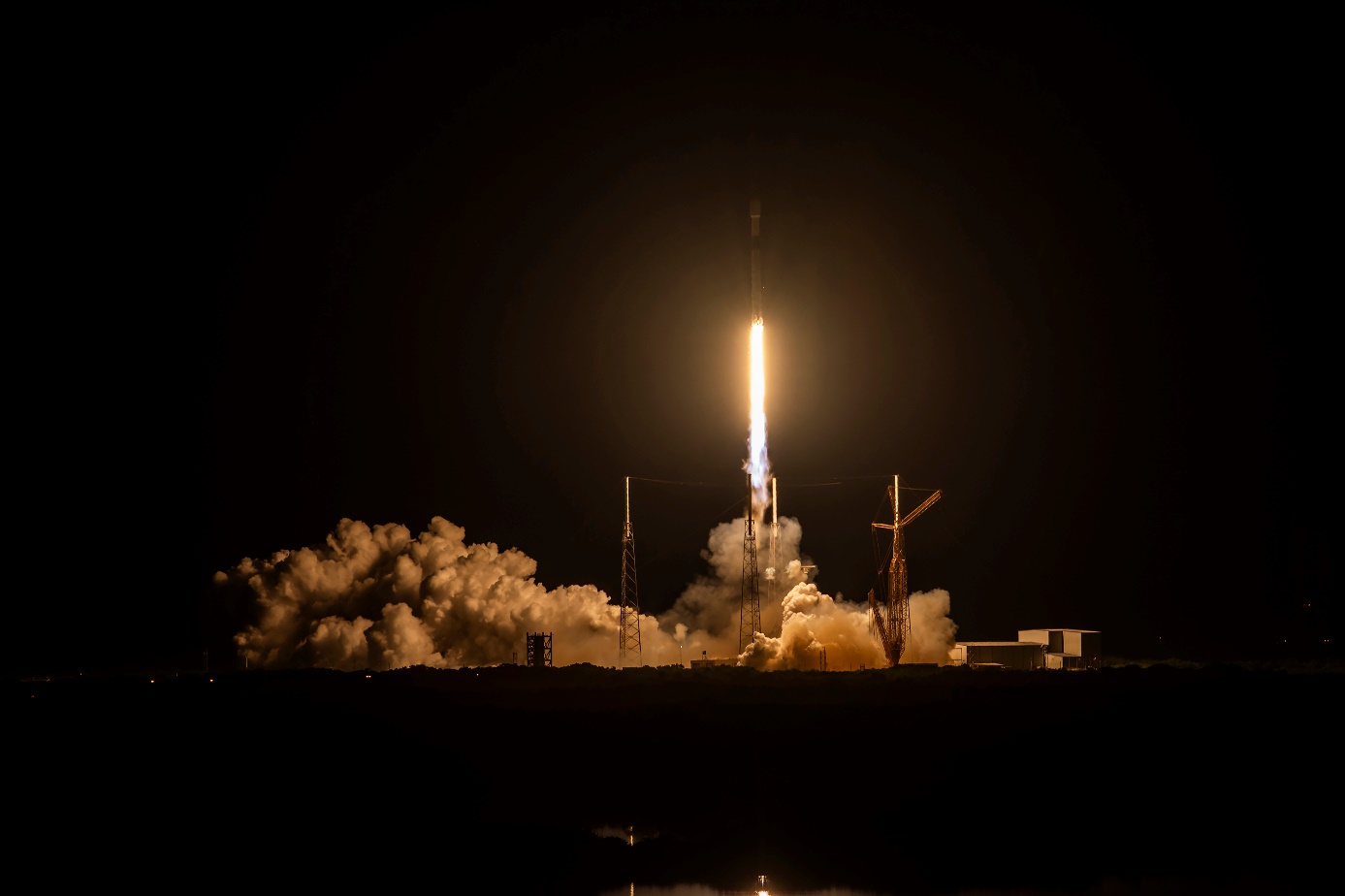 Falcon 9 Starlink 6-18 Launch, Photo Courtesy SpaceX