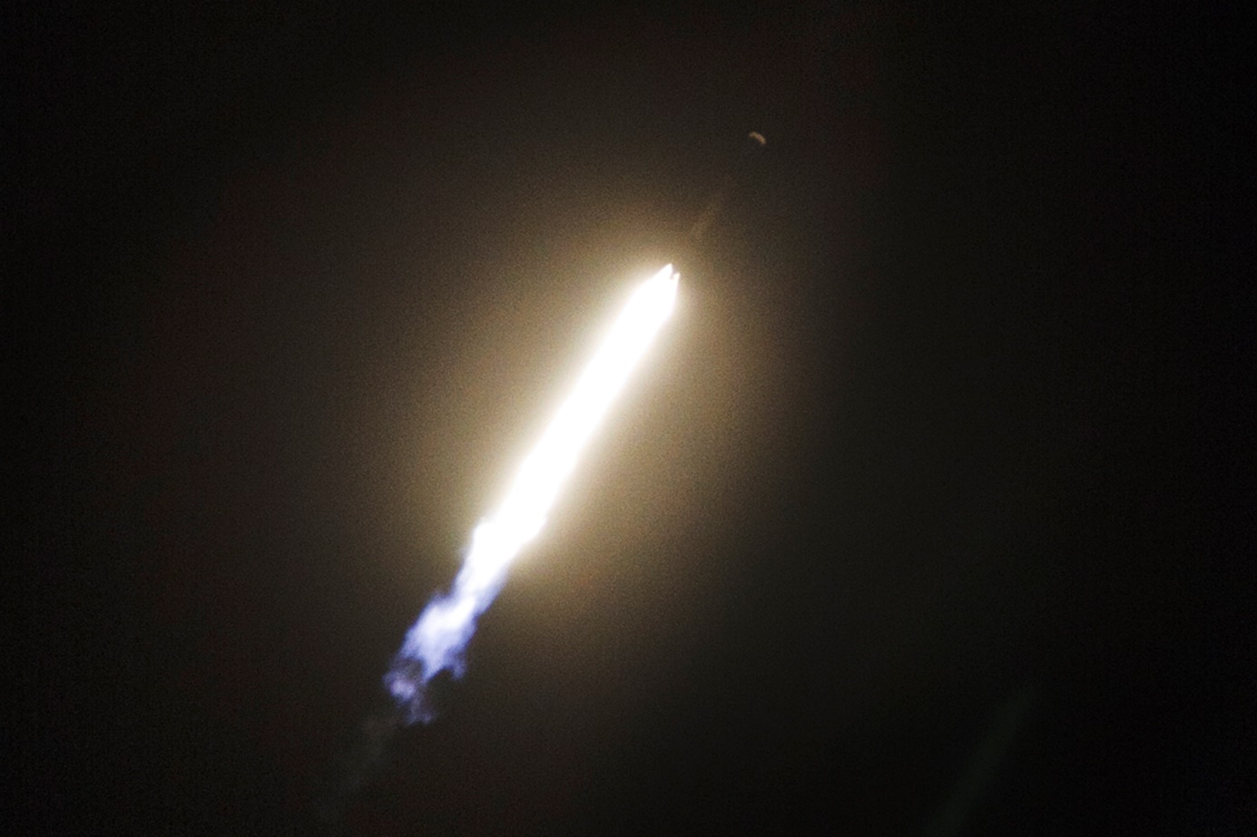 Falcon 9 Starlink 6-12 Launch, Photo Courtesy Carleton Bailie/Spaceline